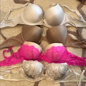 Victoria’s Secret bras bundle